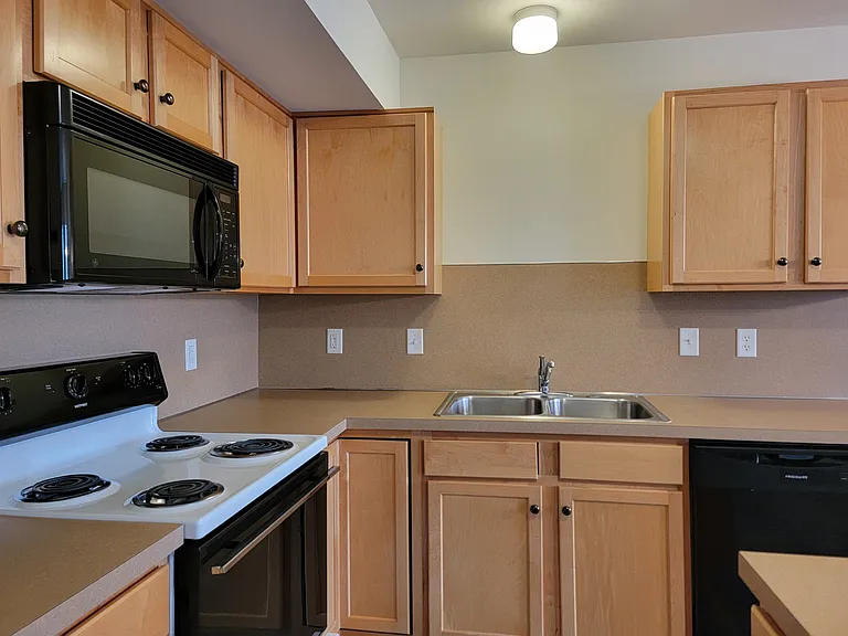 1338 Hammon Ave — Photo 7