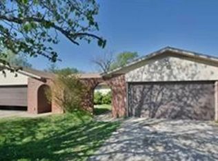 6004 S Madison Pl, Tulsa, OK 74105