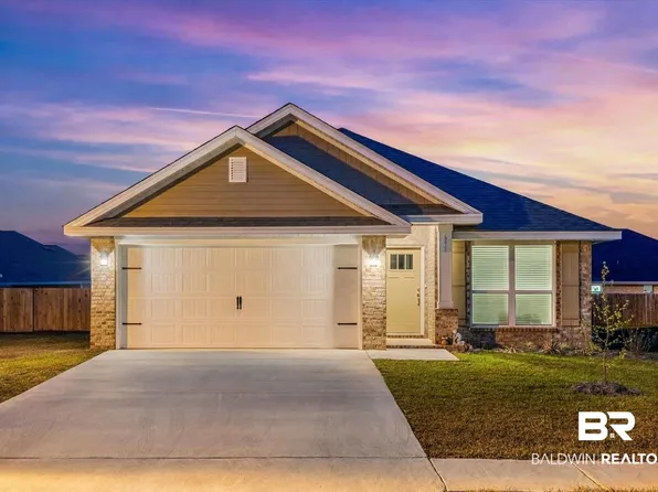 691 Mayflower Dr, Foley, AL 36535