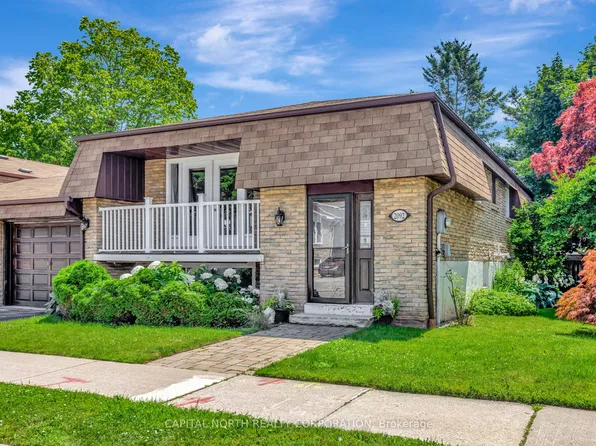 2092 Marine Dr, Oakville, ON L6L 1B7