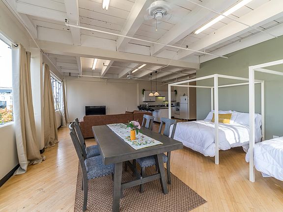 4th image of 740 13th St Suite 407