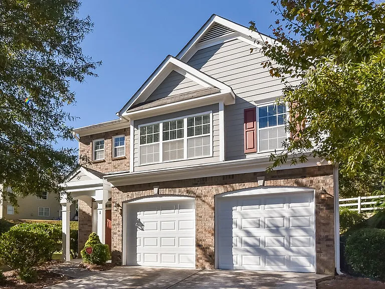 1 Horseshoe Ln — Photo 1