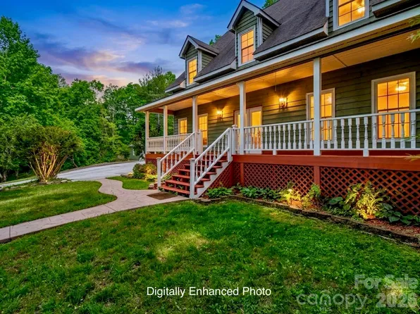 287 Shady Creek Ln, Hendersonville, NC 28739
