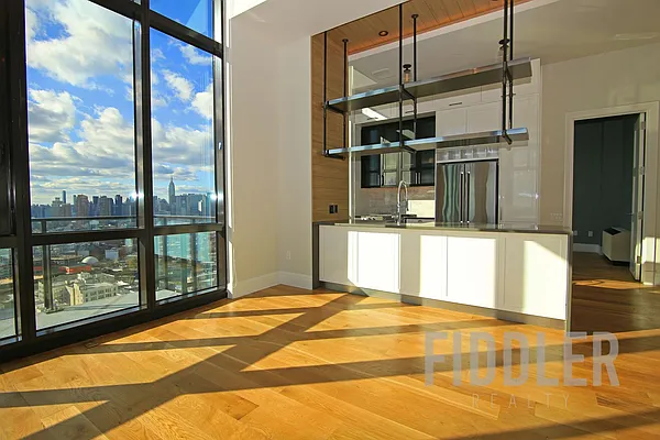 Rented by Fiddler Realty | media 151