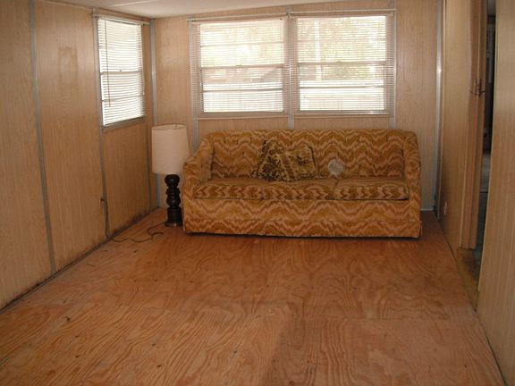 2nd image of 324 Kathy Ave