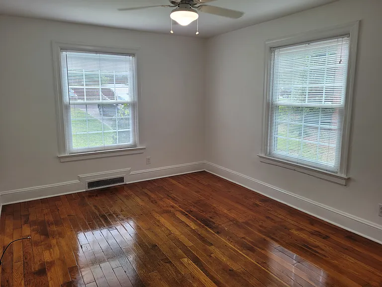 2244 The Cir — Photo 7