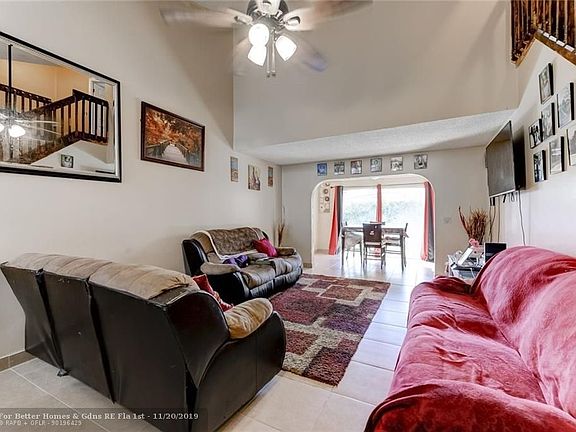 3rd image of 8753 Forest Hills Blvd #27-F