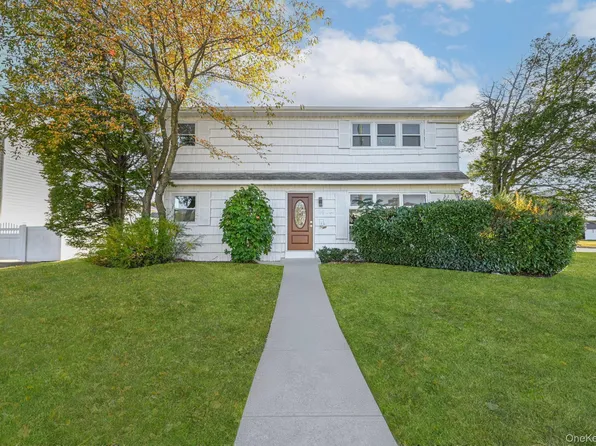 52 State Street, Valley Stream, NY 11580
