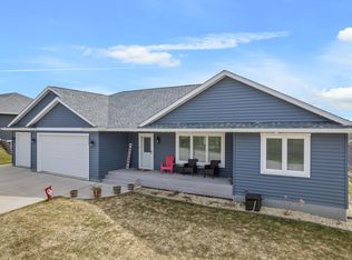1363 Summit Dr, Winona, MN 55987