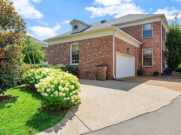 3rd image of 4114 Legend Hall Dr