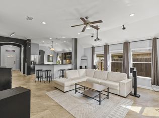 6147 Galloway Ln, League City, TX 77573