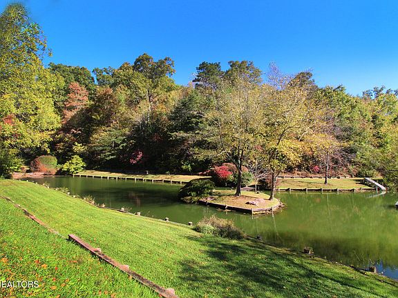 4th image of 604 Gamble Dr