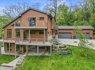 3157 Hickory Ridge Rd, Madison, WI 53719