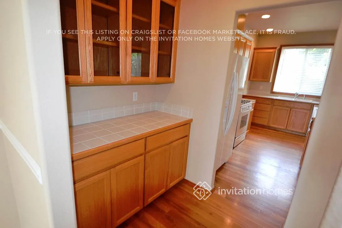 1705 Peach Park Ln Puyallup, WA 98371 — Photo 4