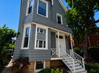 1519 W Henderson St #Ch2, Chicago, IL 60657
