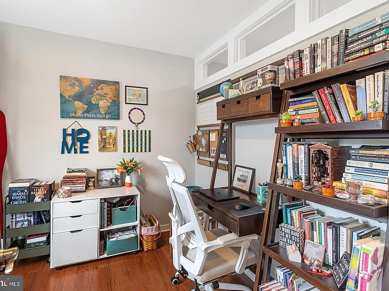 55 M St NW #202 — Photo 4