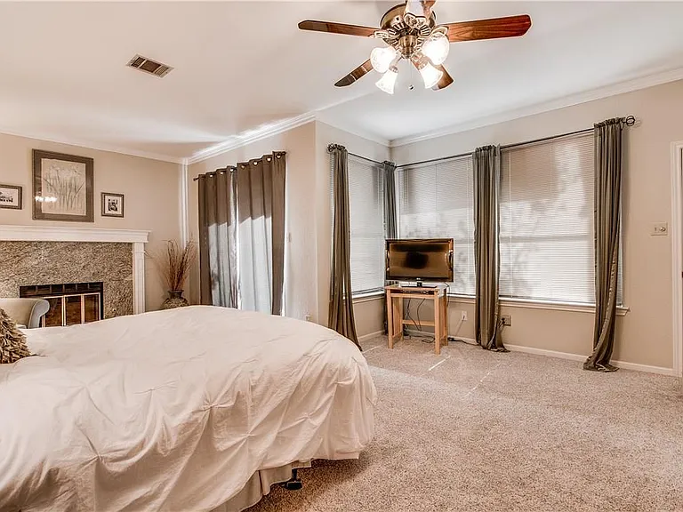 7414 Whistlestop Dr — Photo 21