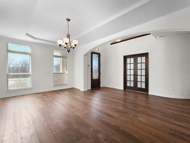 1209 Rogers Pkwy — Photo 4