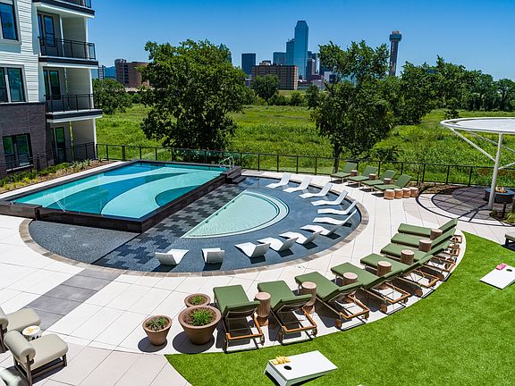 Experience the height of relaxation in our elevated resort-style pool seating at Modera Trinity. Lounge, soak up the sun, and enjoy the ultimate poolside comfort.