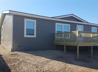 543 E Clark Dr, Canyon Lake, TX 78133
