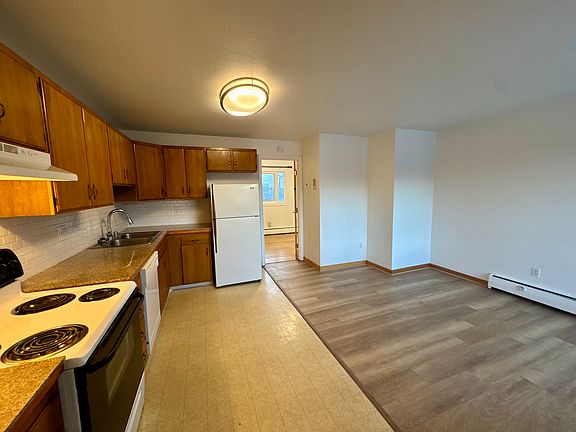 3rd image of 2326 Cordova St APT 14