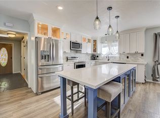 13035 Chrisco St, Saugus, CA 91390