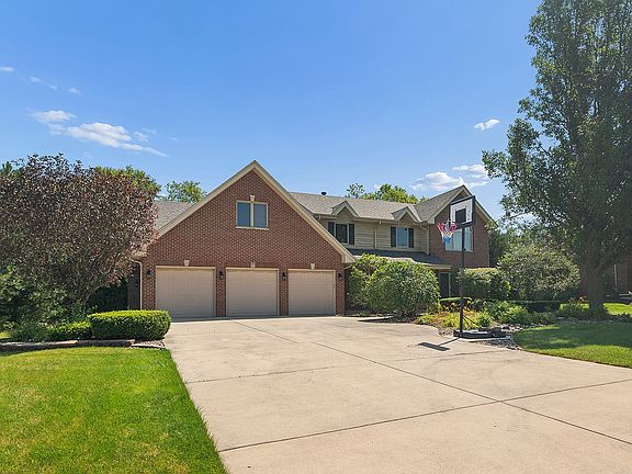 3rd image of 25619 S Bristol Ln