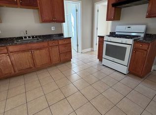 171 Capen St FLOOR 1, Hartford, CT 06120