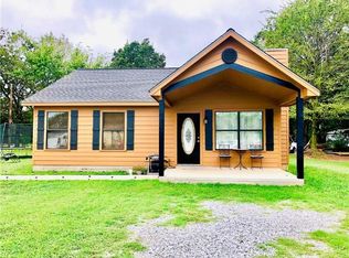 329 Orchard Dr, Gentry, AR 72734