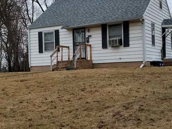 1003 Sunset Ct