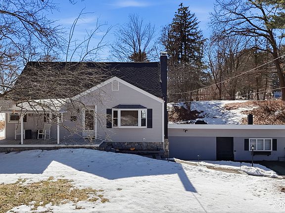 3rd image of 22 Sadds Mill Road