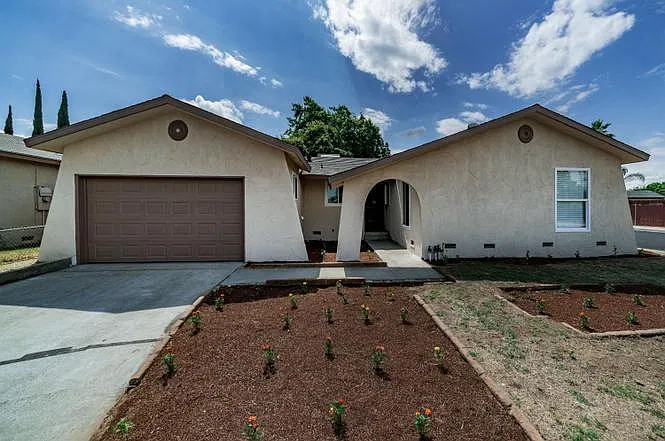4 bed, 1614 sqft, $5,000 — Photo 2