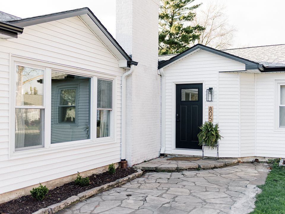 1st image of 805 Circle Dr