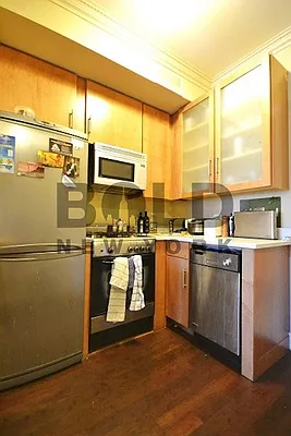 Rented by Bold New York | media 30