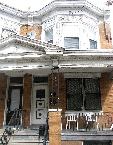 2nd image of 1413 W Loudon St
