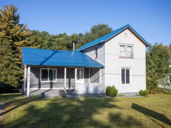 466 N Center St, Hartford, MI 49057