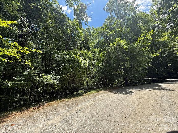 4th image of 1 Rixhaven Dr
