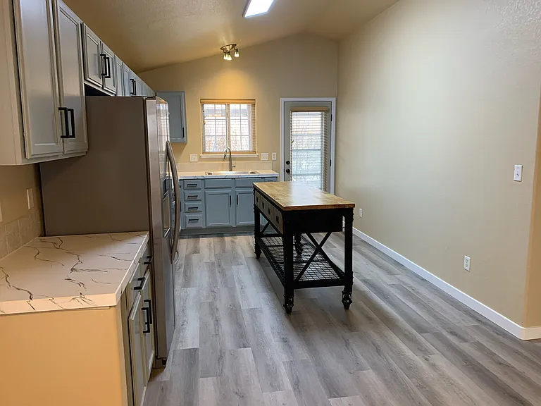 249 Granite Way — Photo 4