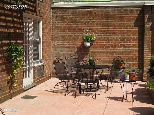 Rented by Corcoran | media 11