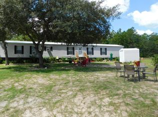 123 Circle Way, Interlachen, FL 32148