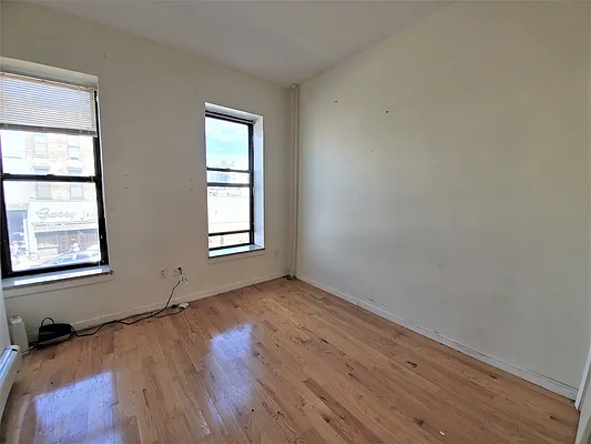 Rented by Ideal Properties Group | media 7