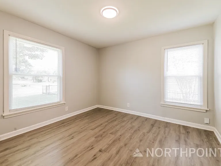 2118 Norwood Dr — Photo 13