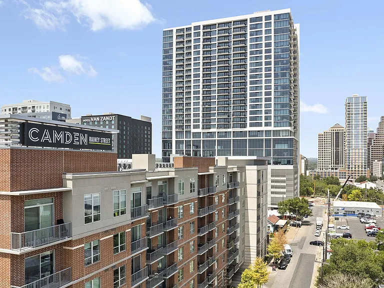 Camden Rainey Street — Photo 47