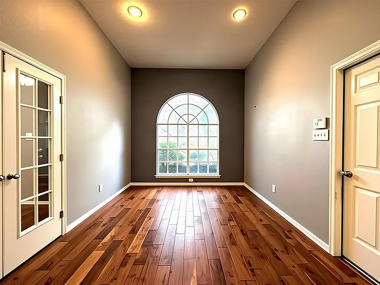 1423 Greenway Village Dr — Photo 14