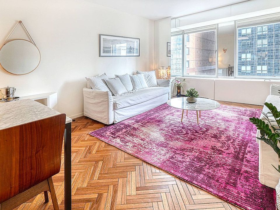 1st image of 150 W 56th St APT 3104
