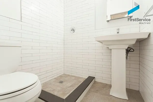 Rented by FirstService Realty (legacy) | media 58