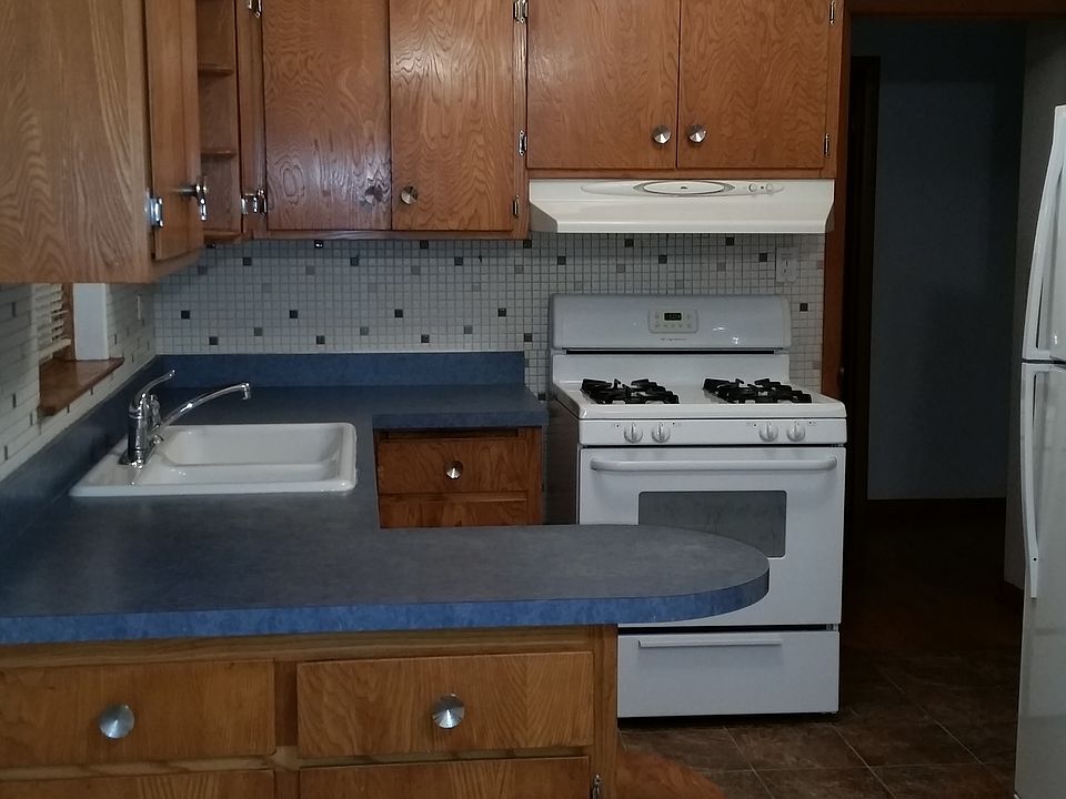 1st image of 5834 N Nagle Ave #1