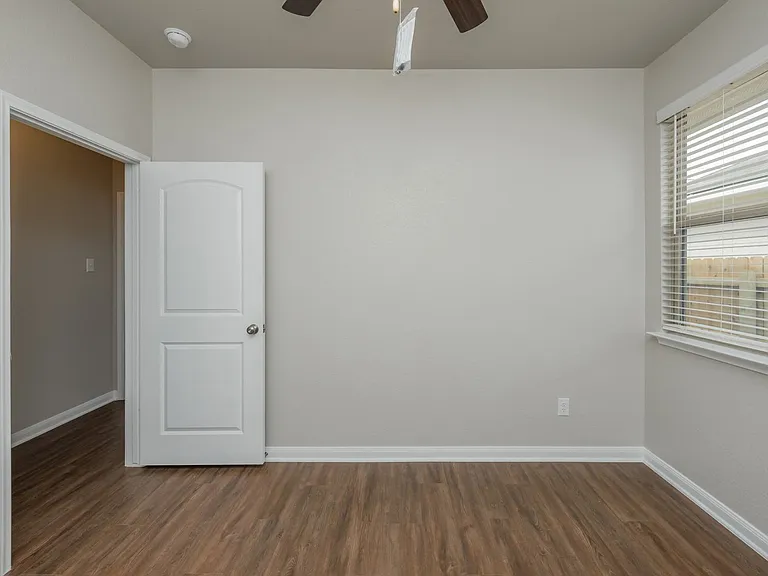 1515 Case Rd — Photo 43