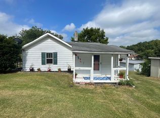 680 Johnston St NE, Christiansburg, VA 24073