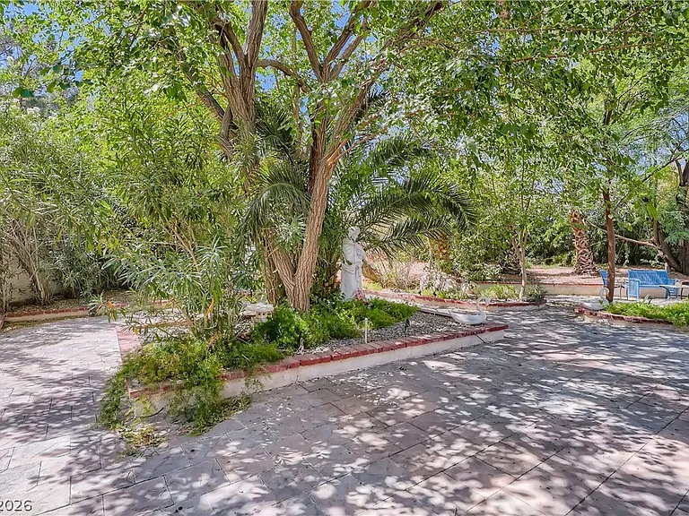 7082 Mira Vista St — Photo 28
